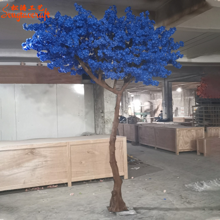 藍(lán)色真桿假櫻花樹(shù)